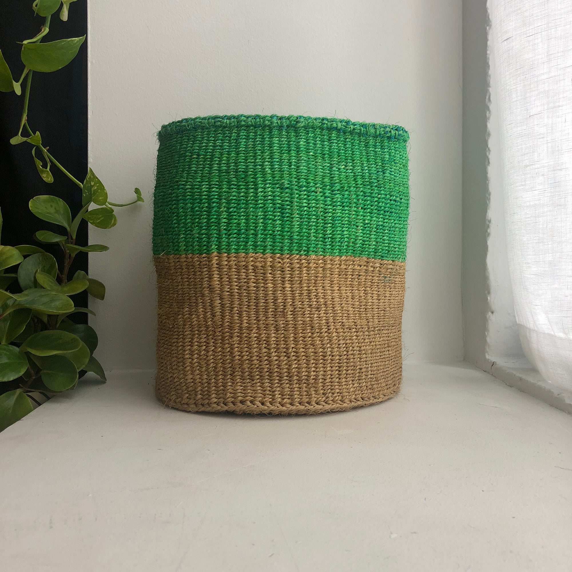 10&quot; green and natural basket