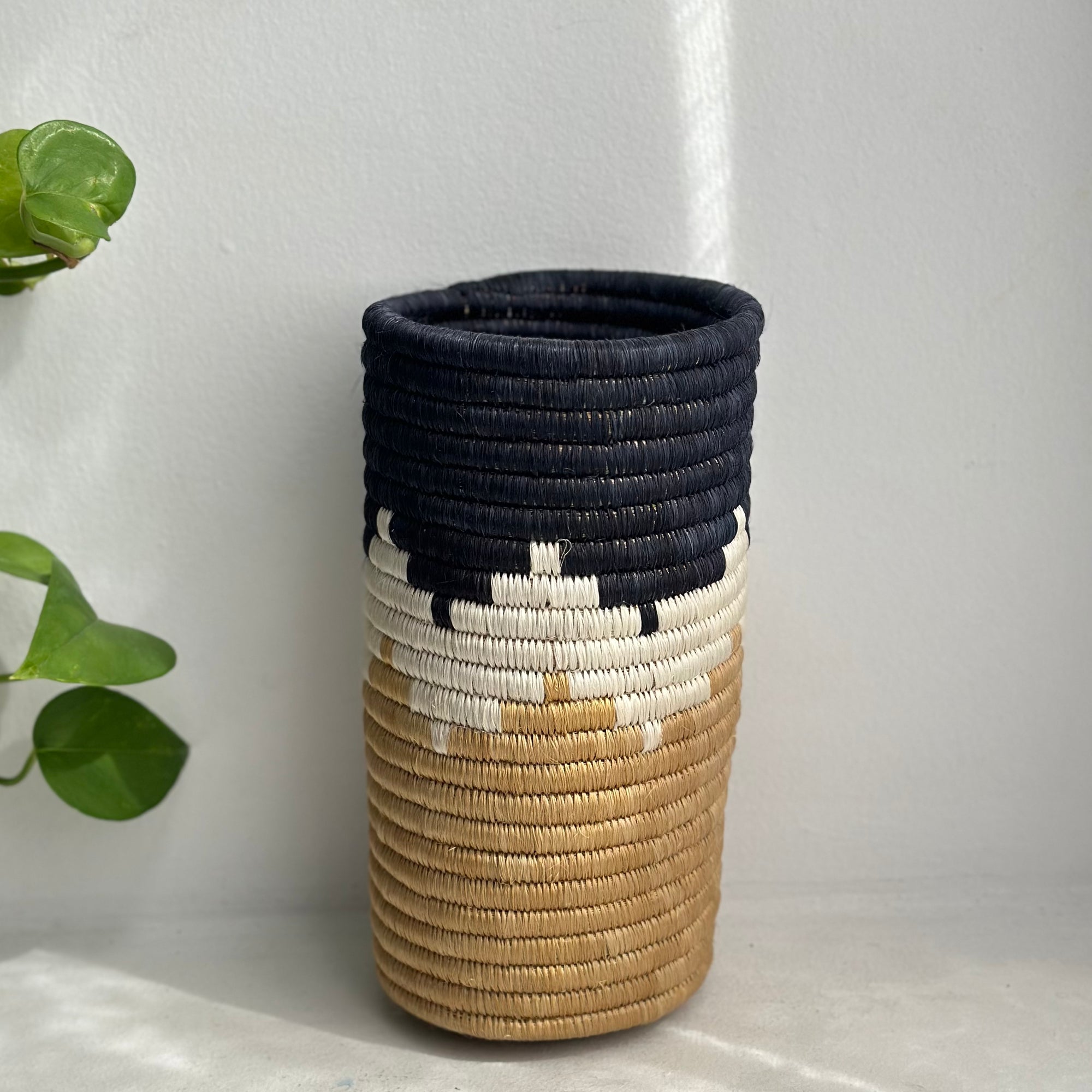 Zigzag Woven Vase (click for more colors)